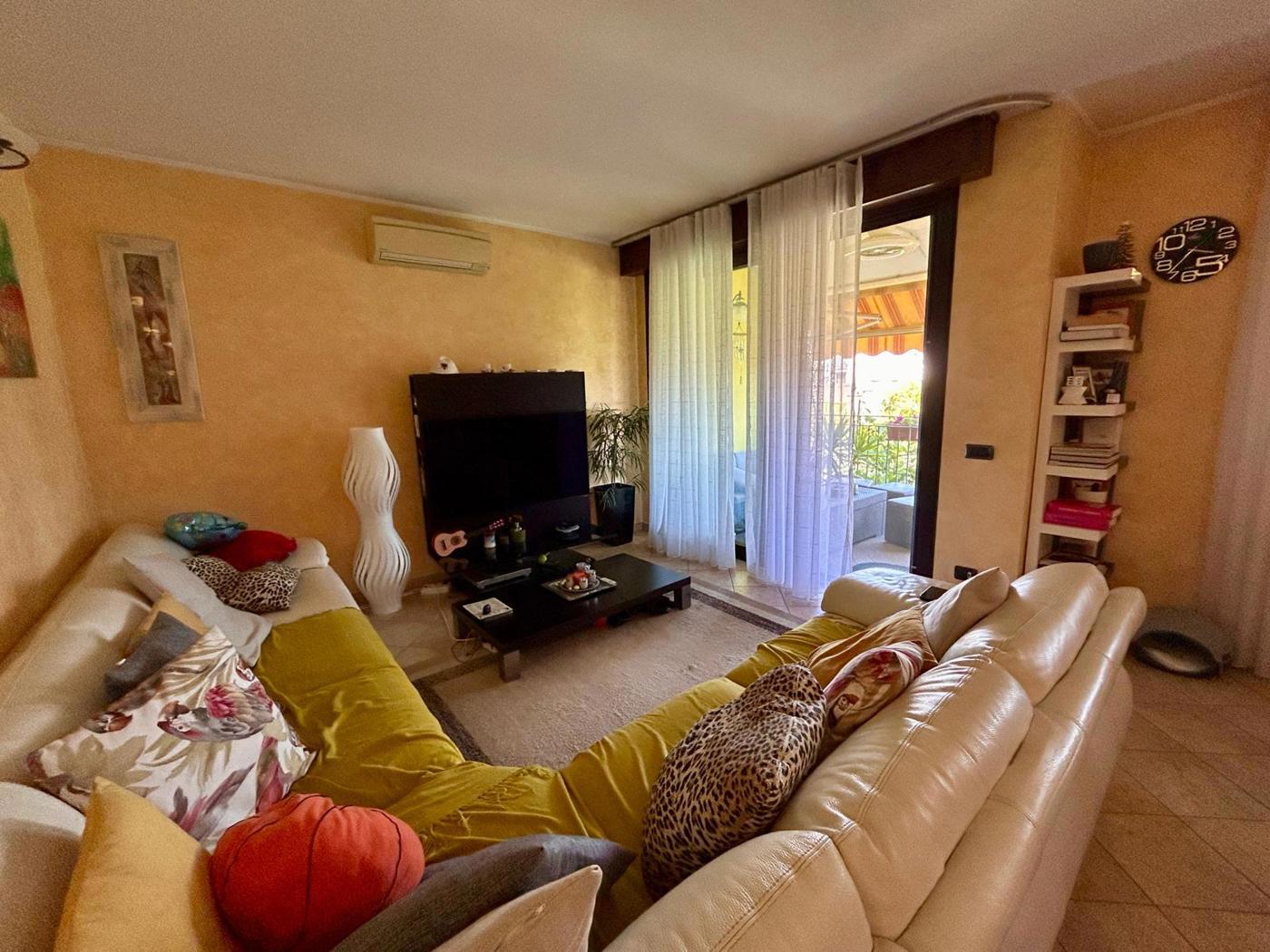 Villa ristrutturata a Garlasco