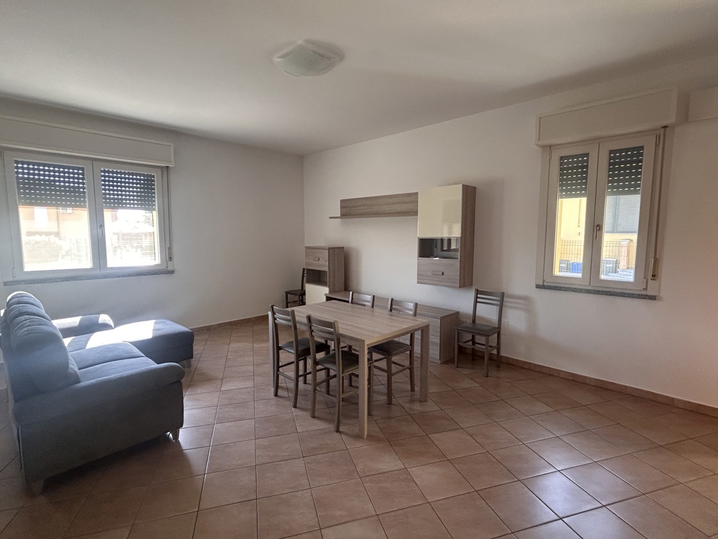 Casa indipendente arredata in affitto a Dorno