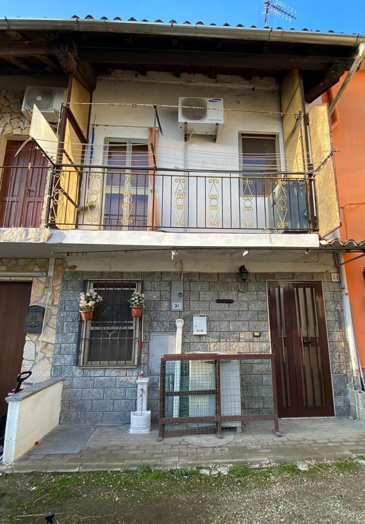 Trilocale da ristrutturare a Borgo San Siro