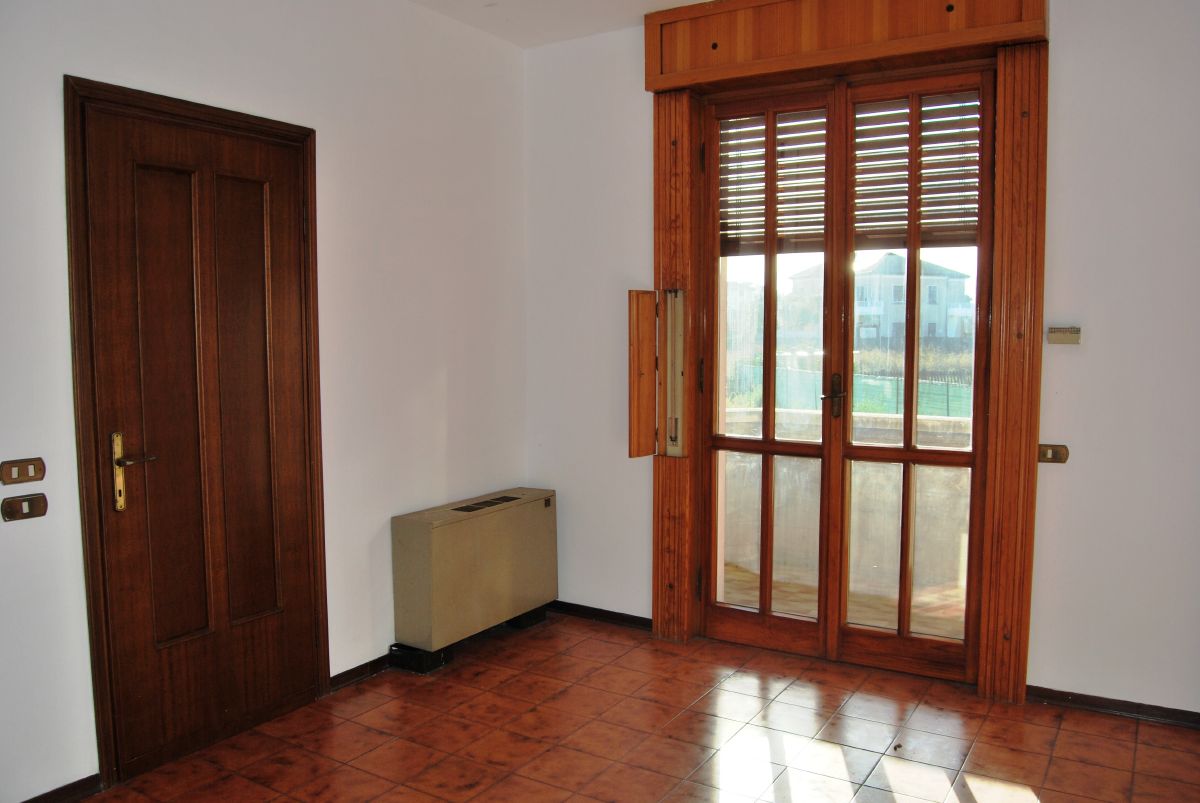 Villa Bifamiliare con giardino a Garlasco