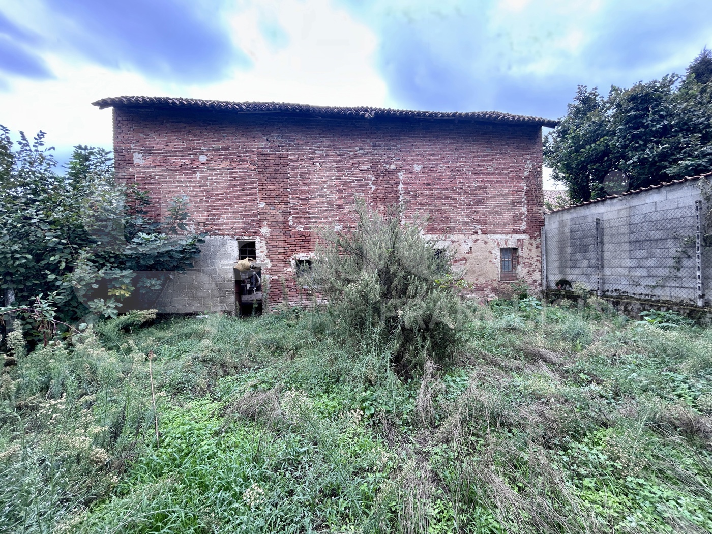Casa indipendente con giardino a Dorno