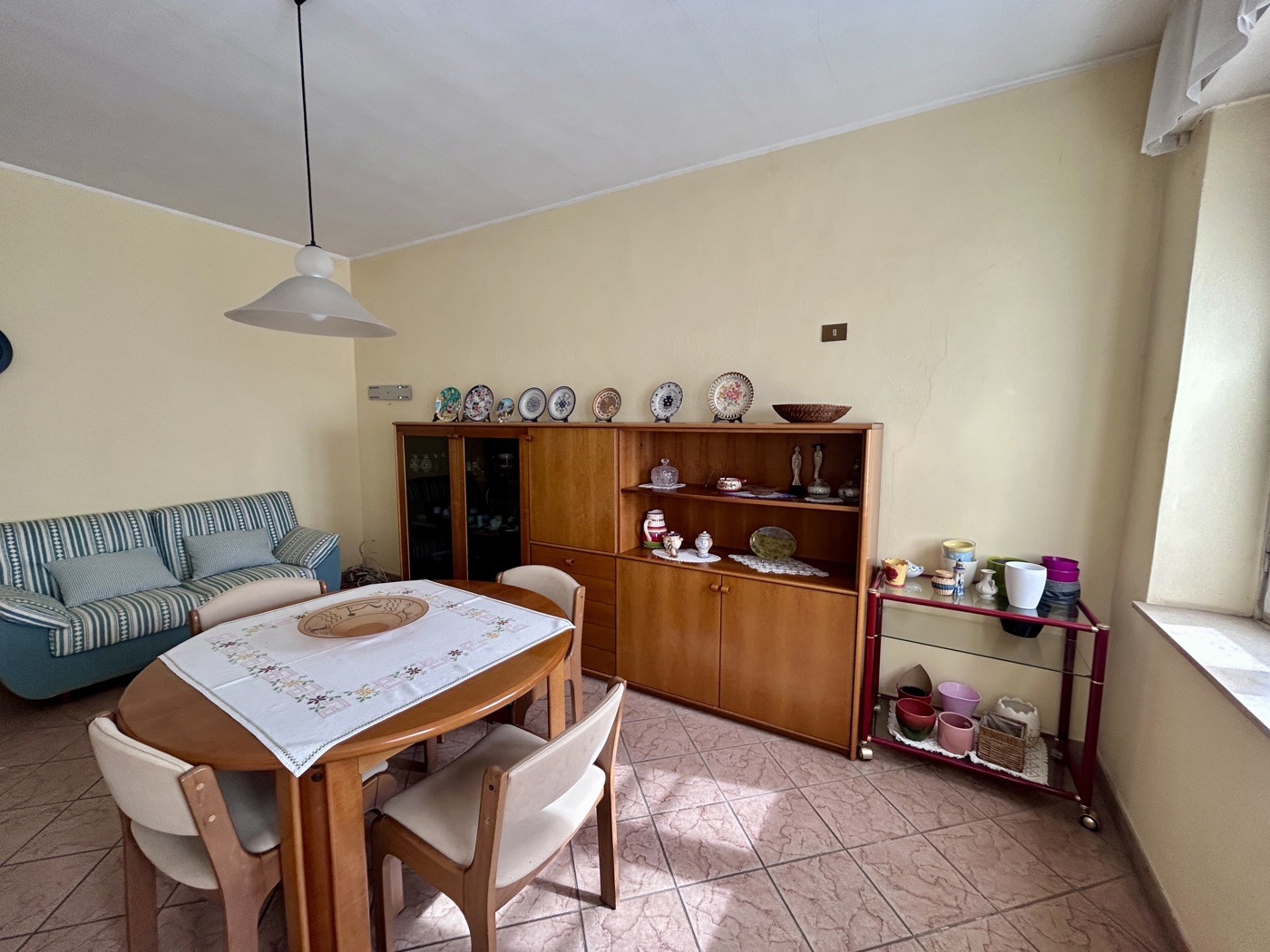 Casa indipendente con giardino a Dorno
