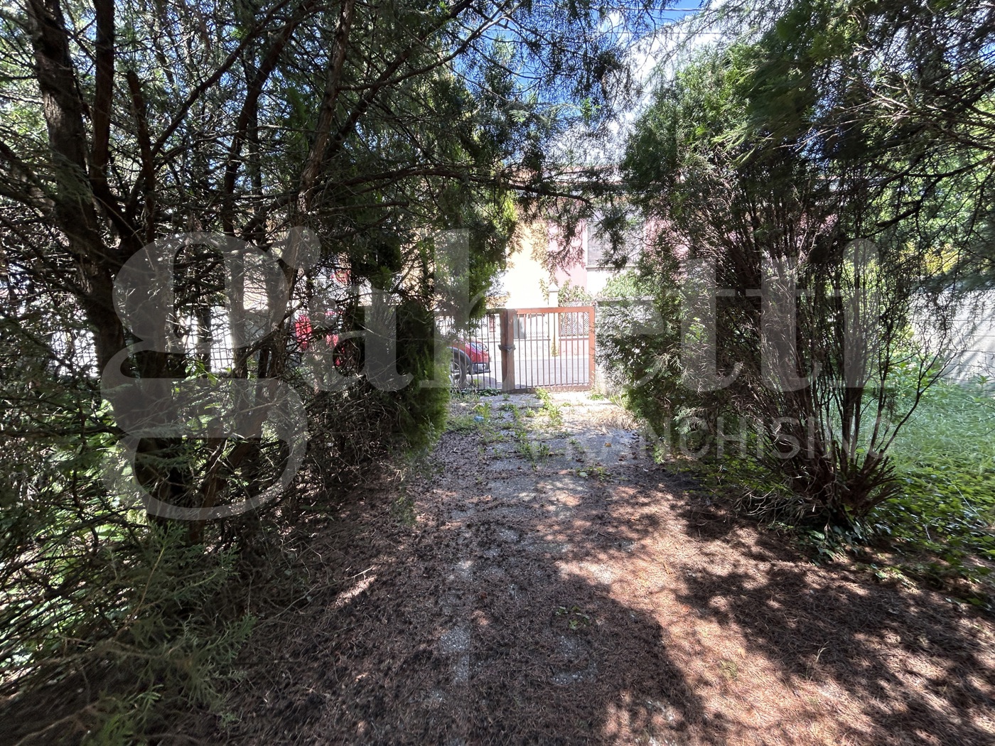Casa indipendente con giardino a Garlasco