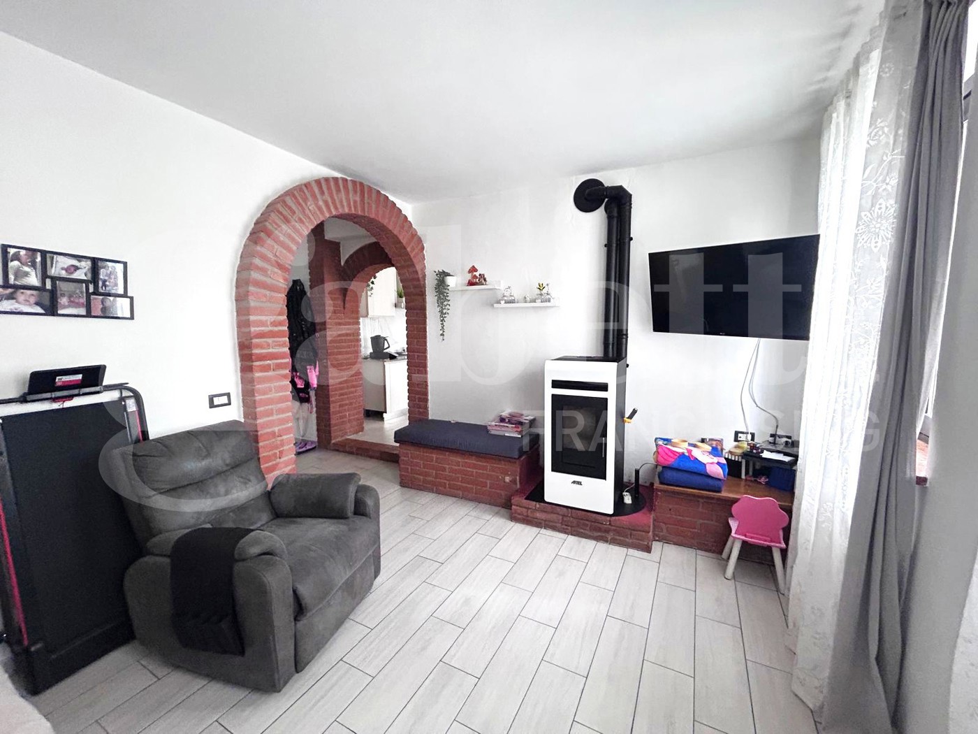 Casa indipendente con giardino a Alagna