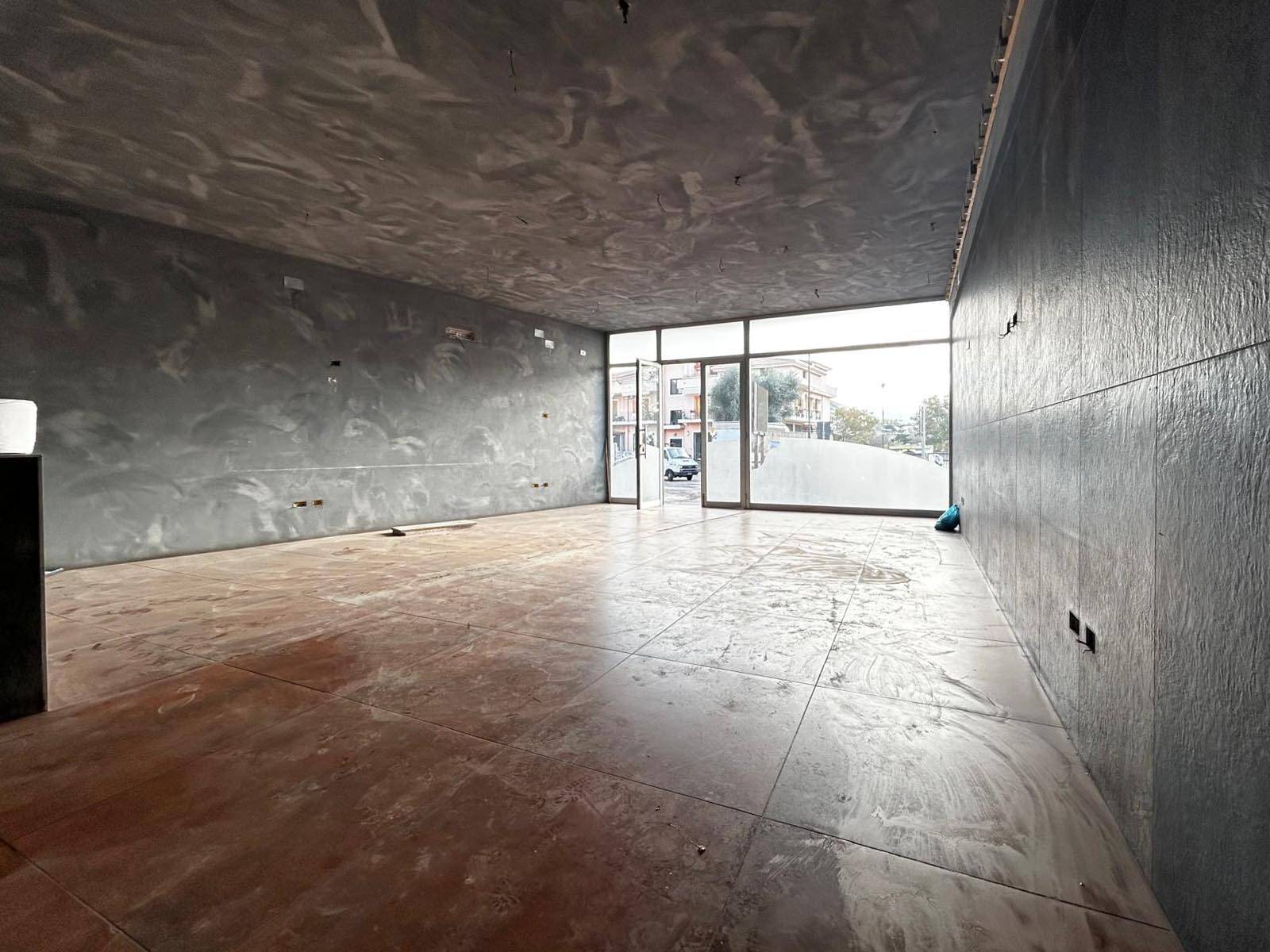 Commerciale in affitto a San Paolo Bel Sito