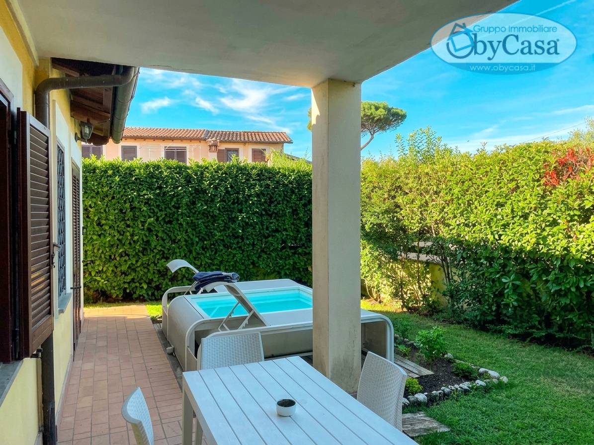 Villa Trifamiliare in vendita a Bracciano, Vigna di Valle