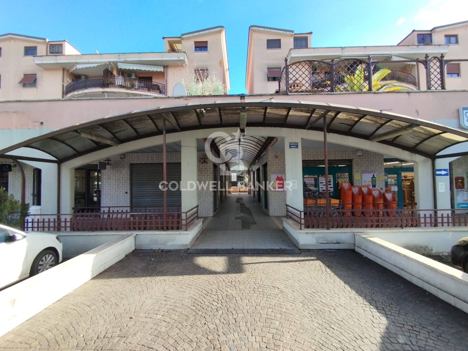 Appartamento in vendita a Guidonia Montecelio, Guidonia