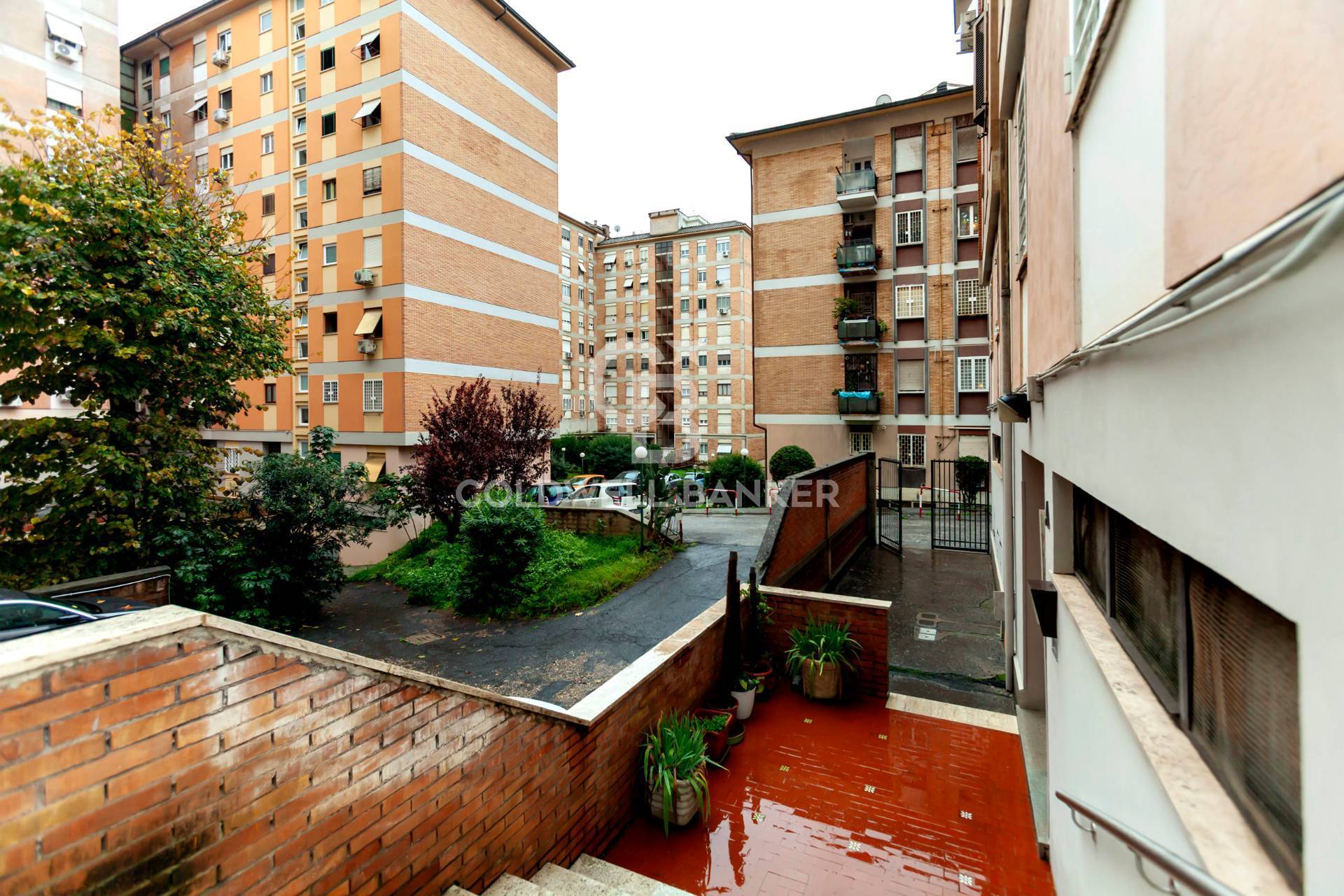 2 locali in vendita a Roma, Nuovo Salario