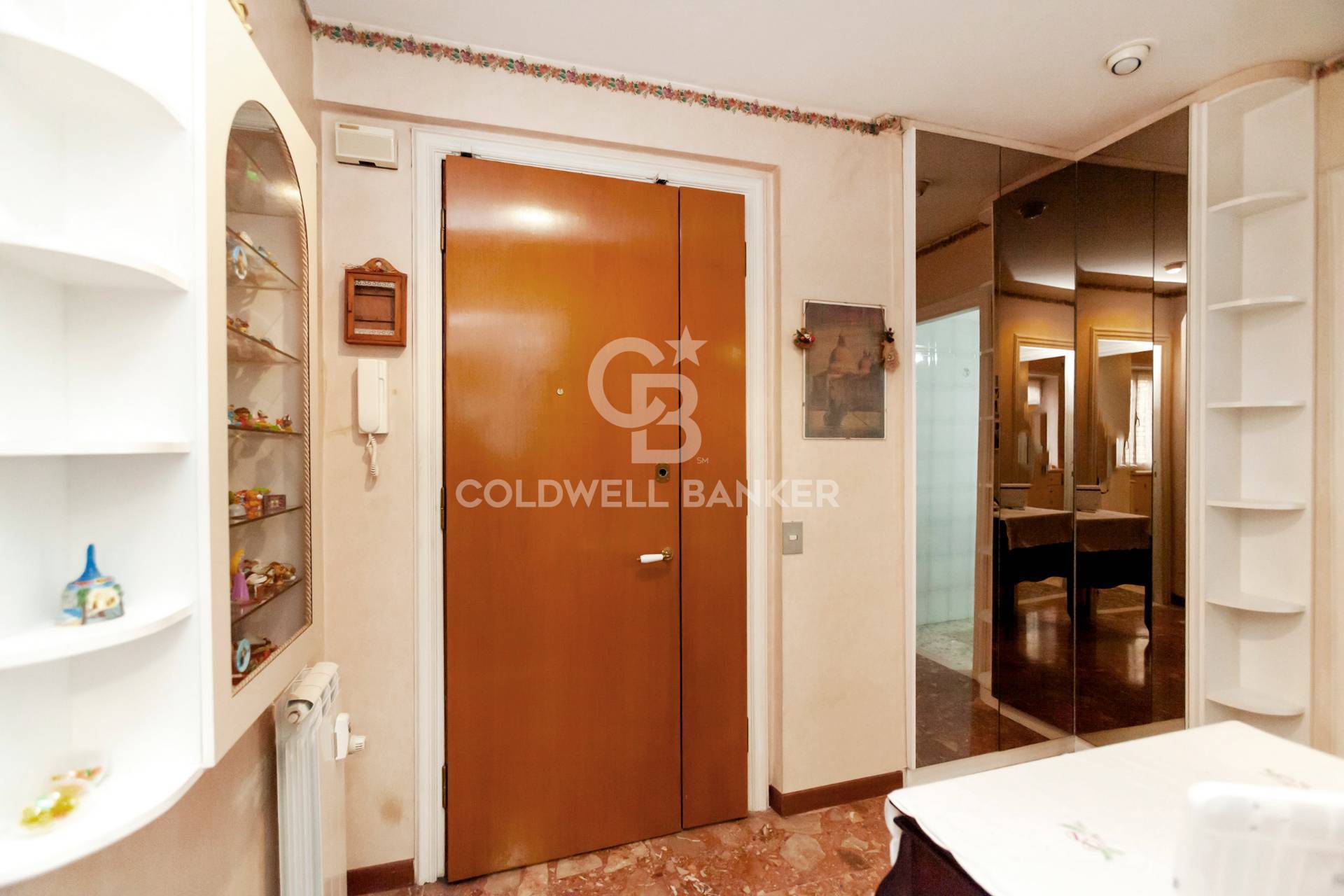 2 locali in vendita a Roma, Nuovo Salario