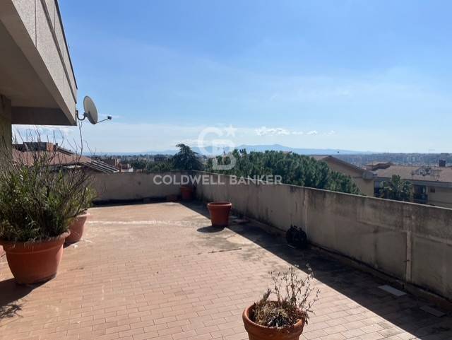 Attico in vendita a Roma, Nuovo Salario