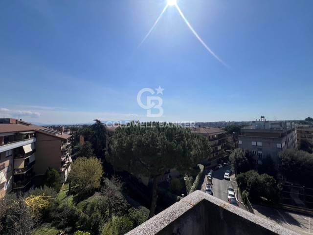 Attico in vendita a Roma, Nuovo Salario