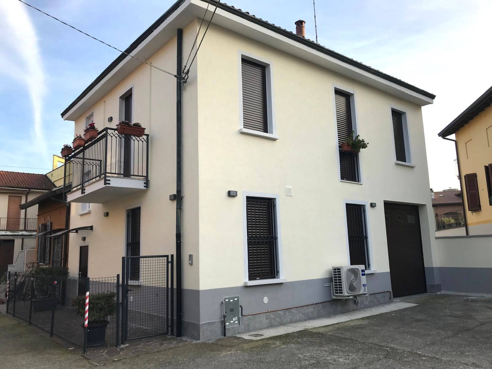 Casa indipendente in vendita a Vimercate