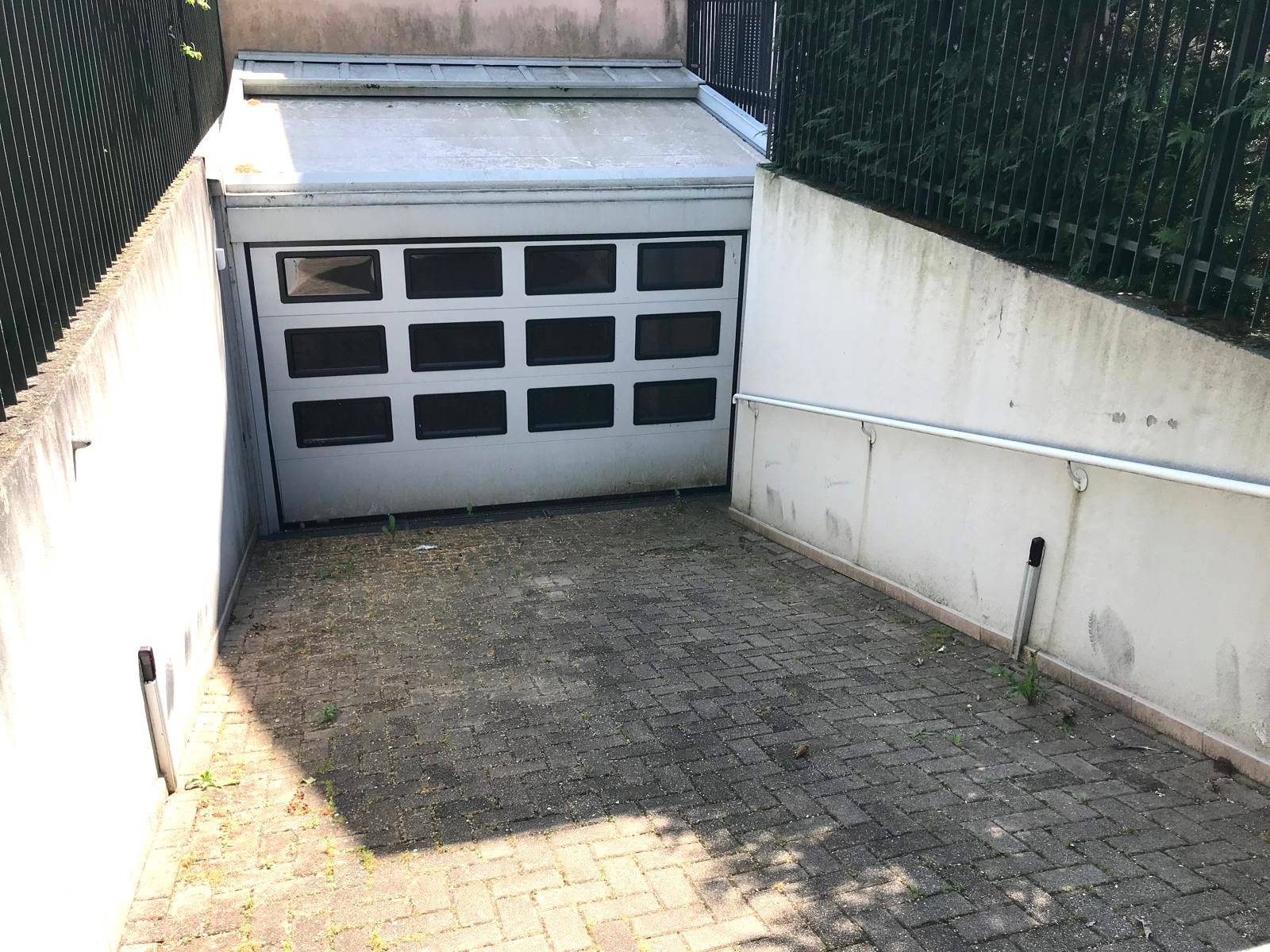 Villa bifamiliare in vendita a Usmate Velate, Velate