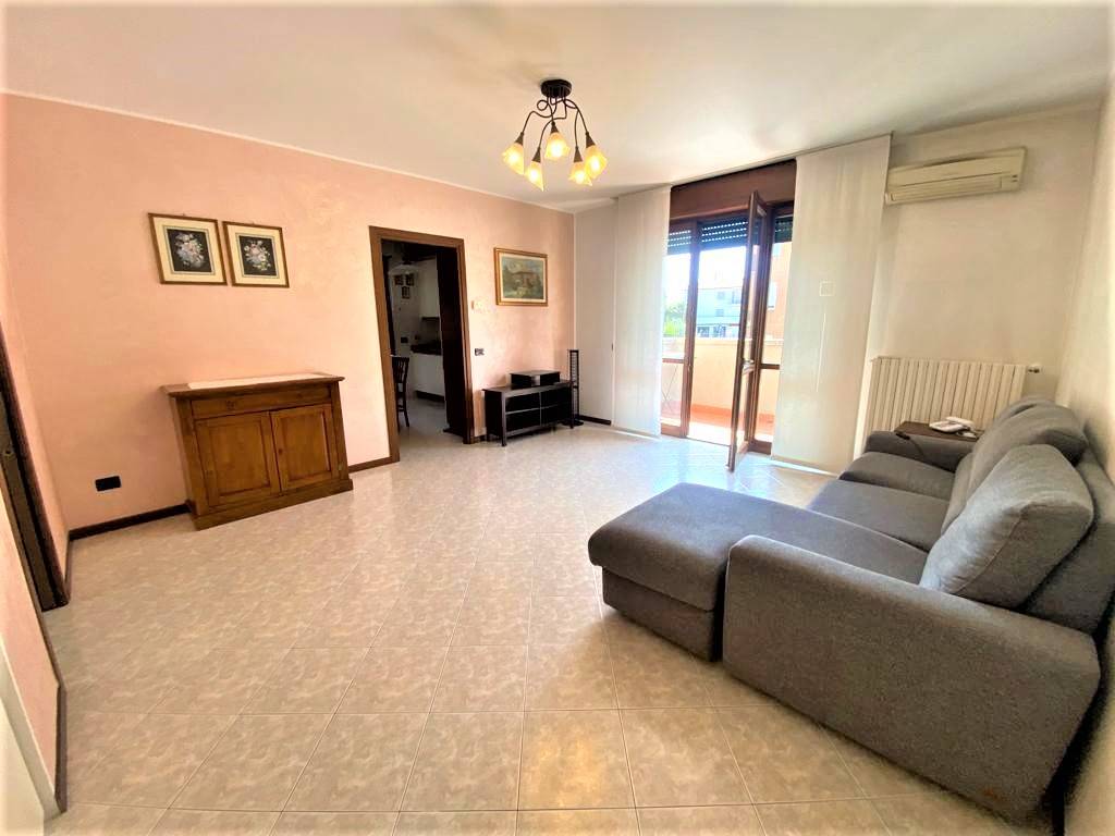 Appartamento in affitto a Arcore