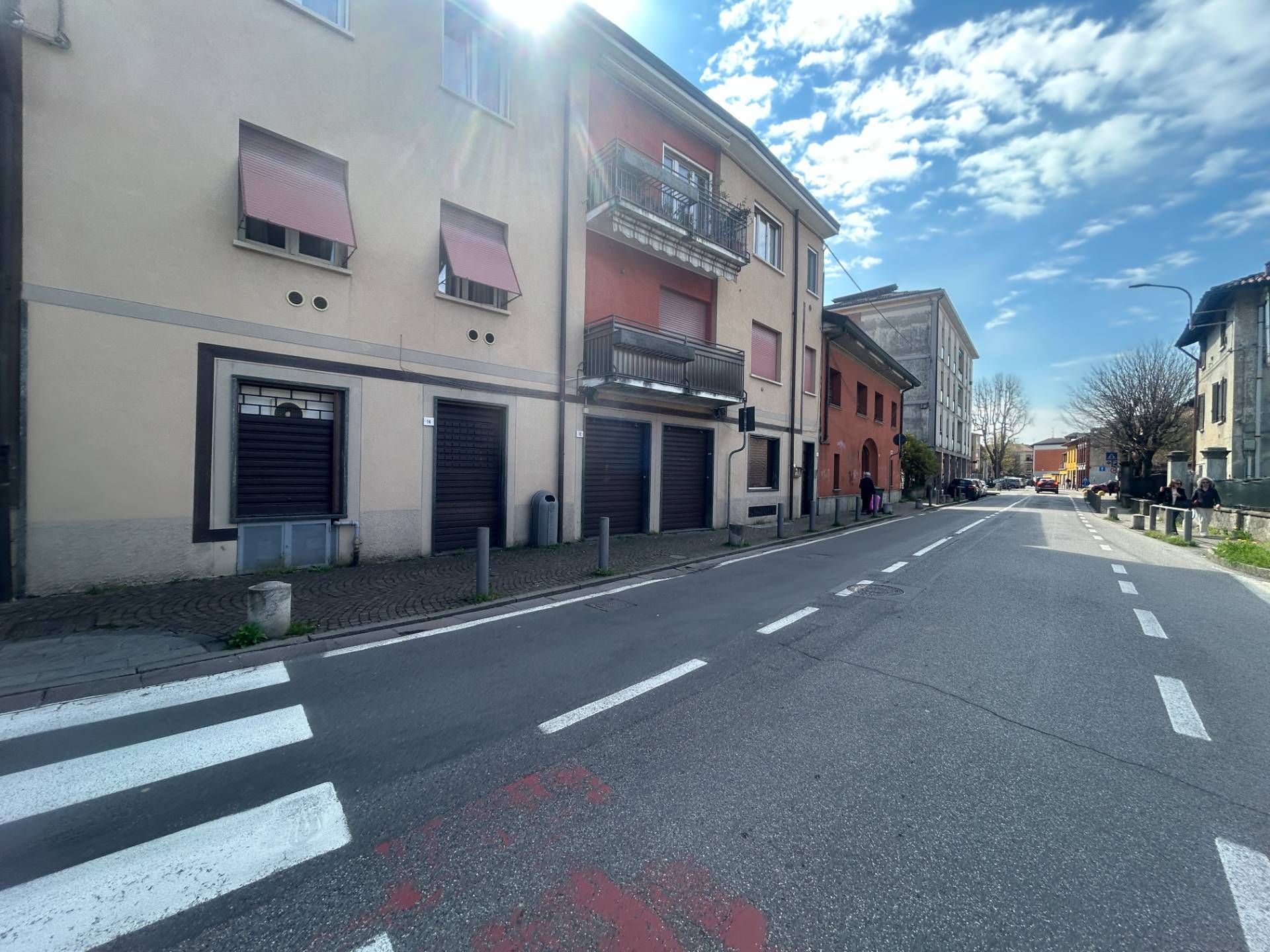 Locale commerciale in affitto a Arcore