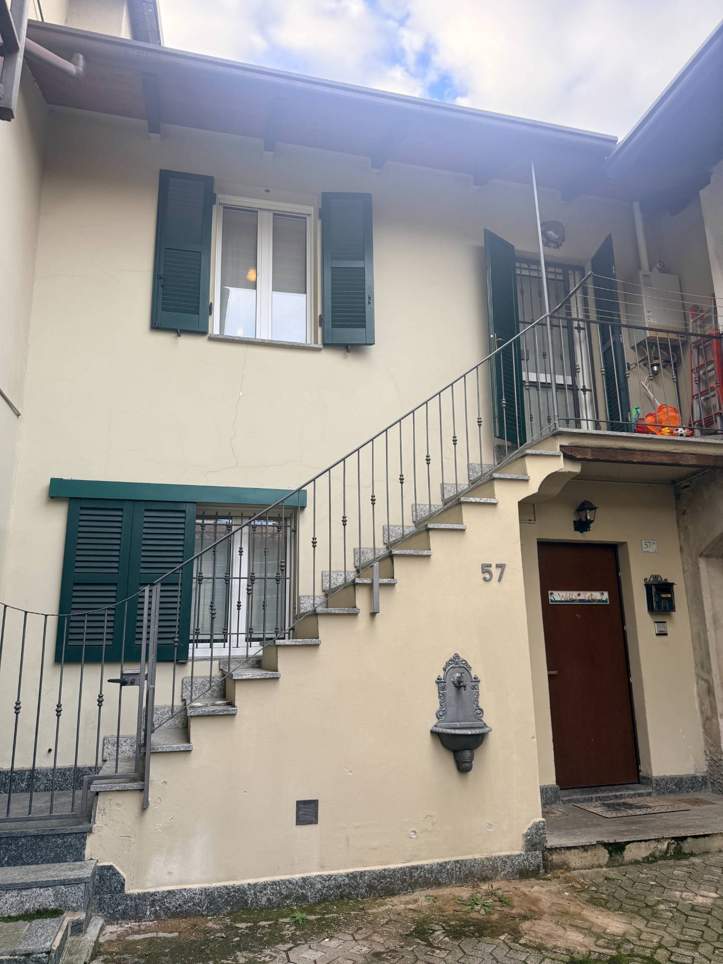 Casa indipendente in vendita a Sirtori, Resempiano
