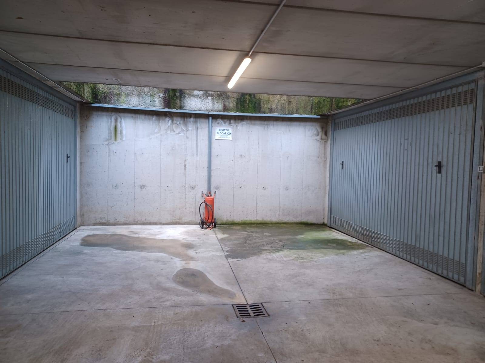 Box in vendita a Vimercate, Oreno