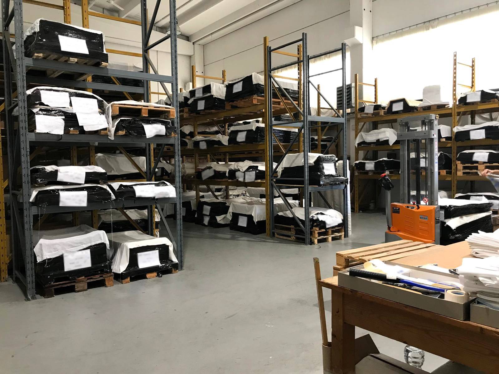 Capannone in vendita a Bernareggio