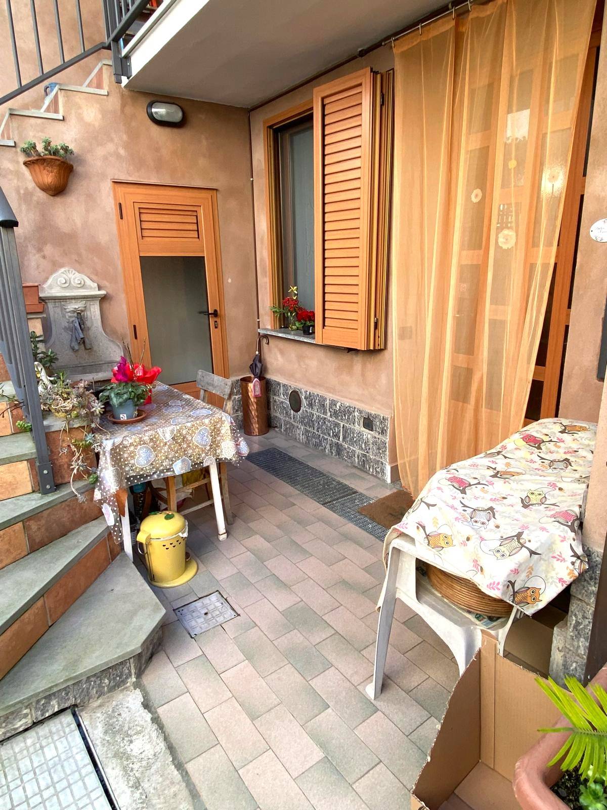 Casa semindipendente in vendita a Arcore