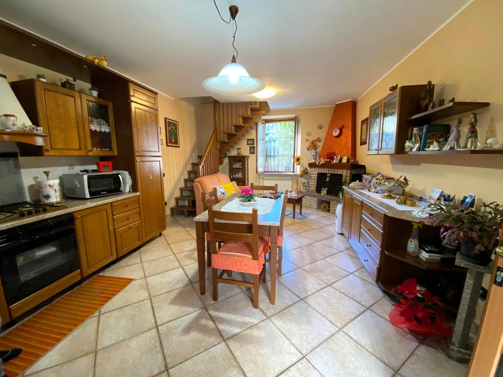 Casa semindipendente in vendita a Arcore