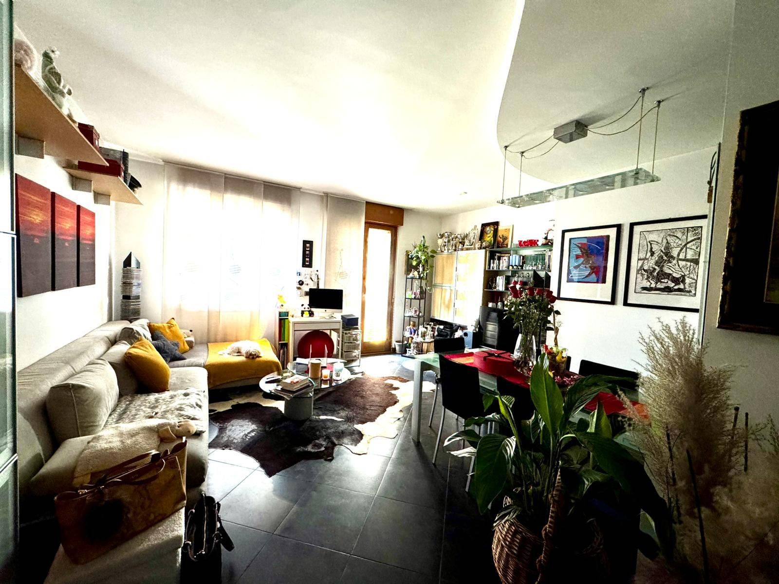 Appartamento in vendita a Villasanta