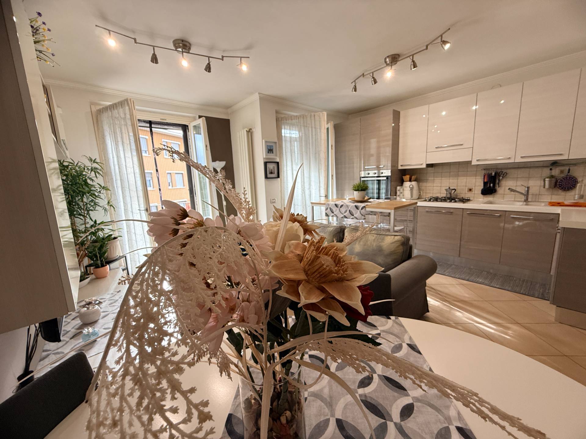 Appartamento in vendita a Aicurzio