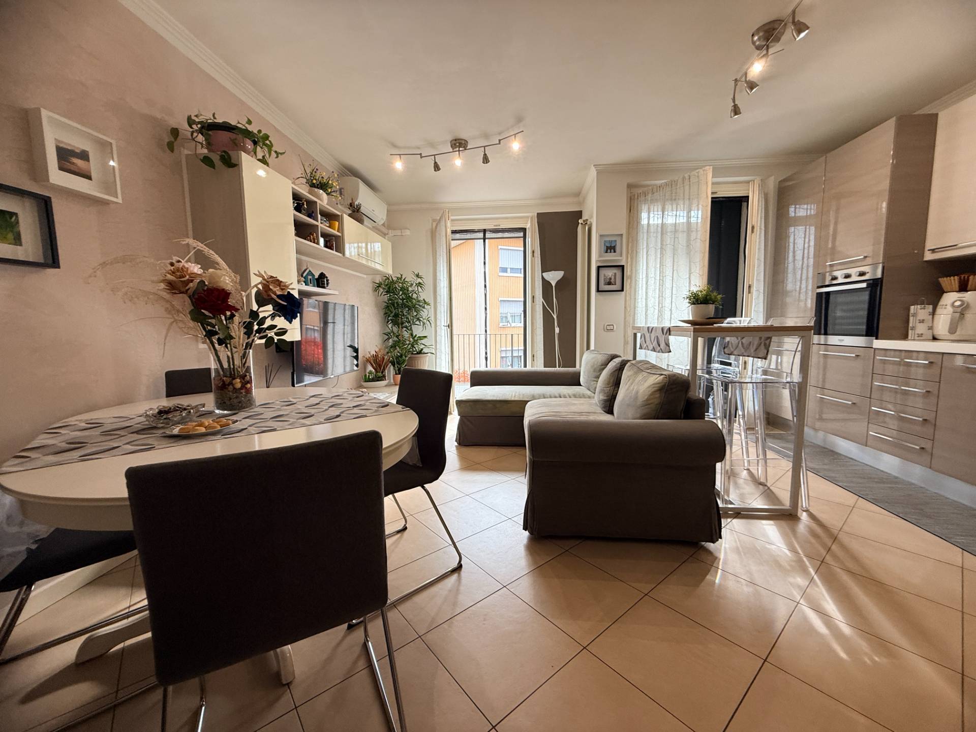 Appartamento in vendita a Aicurzio