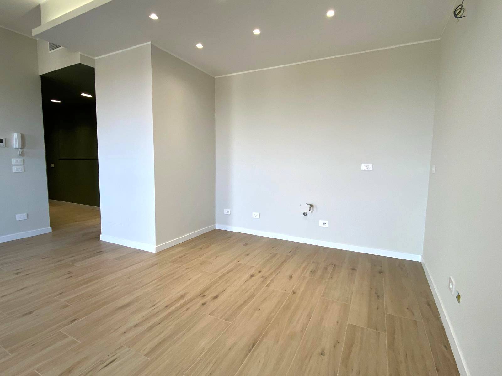 Appartamento in vendita a Usmate Velate, Velate