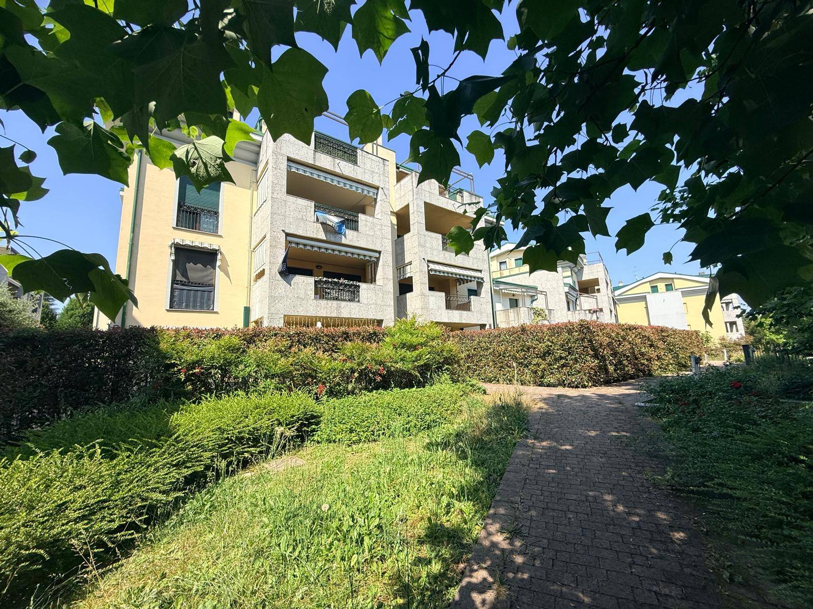 Appartamento in vendita a Correzzana