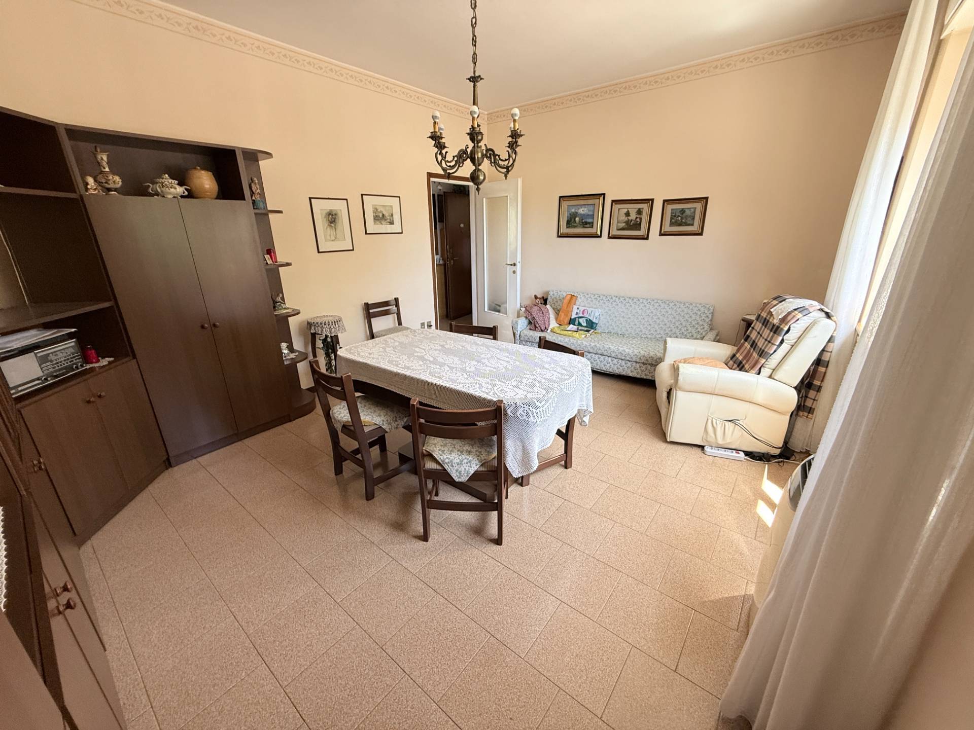 Appartamento in vendita a Usmate Velate, Velate