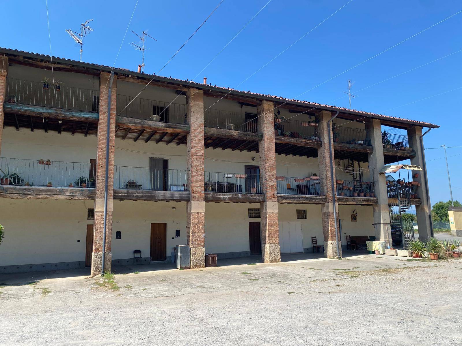 Appartamento in vendita a Camparada