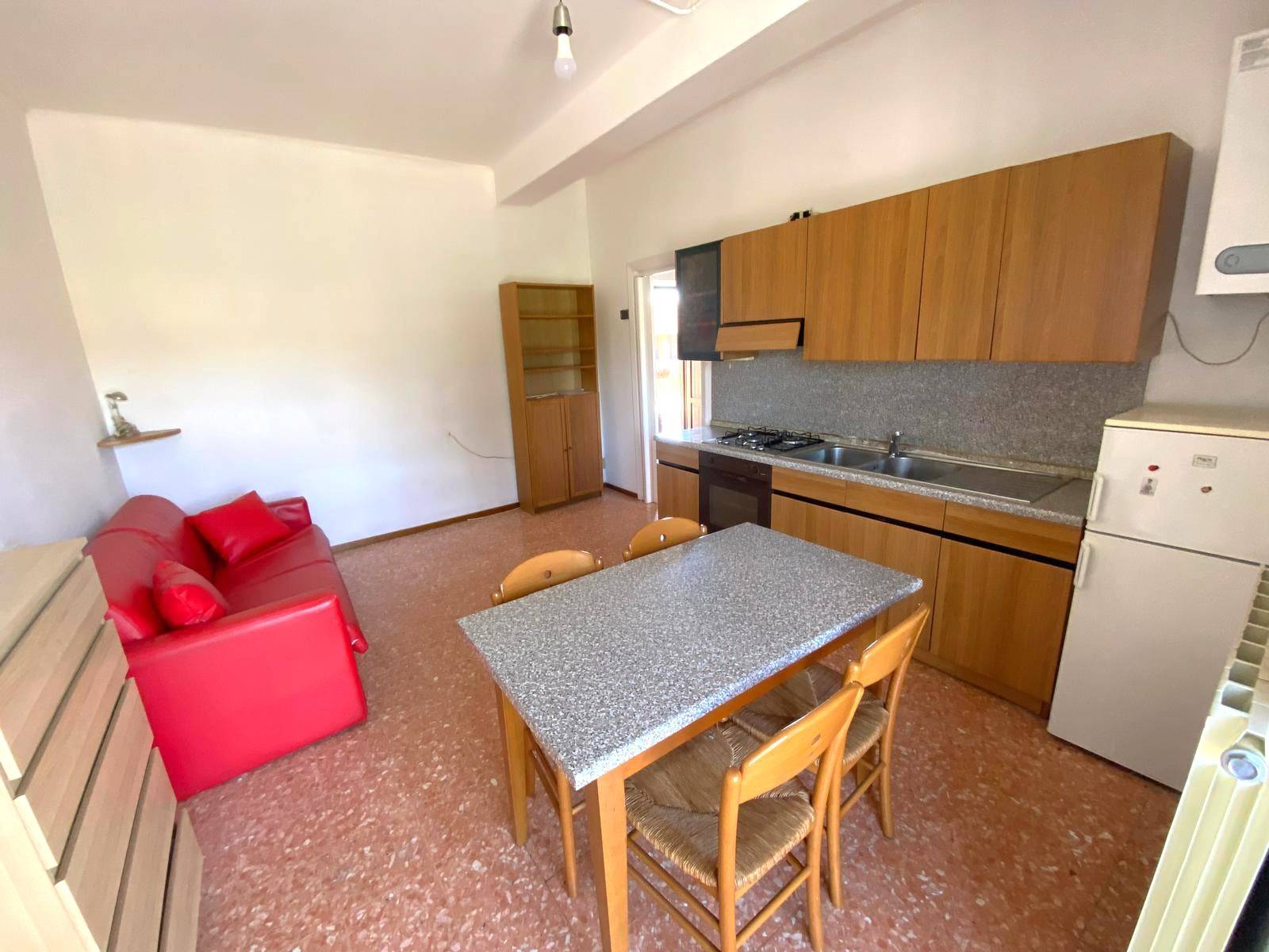 Appartamento in vendita a Camparada