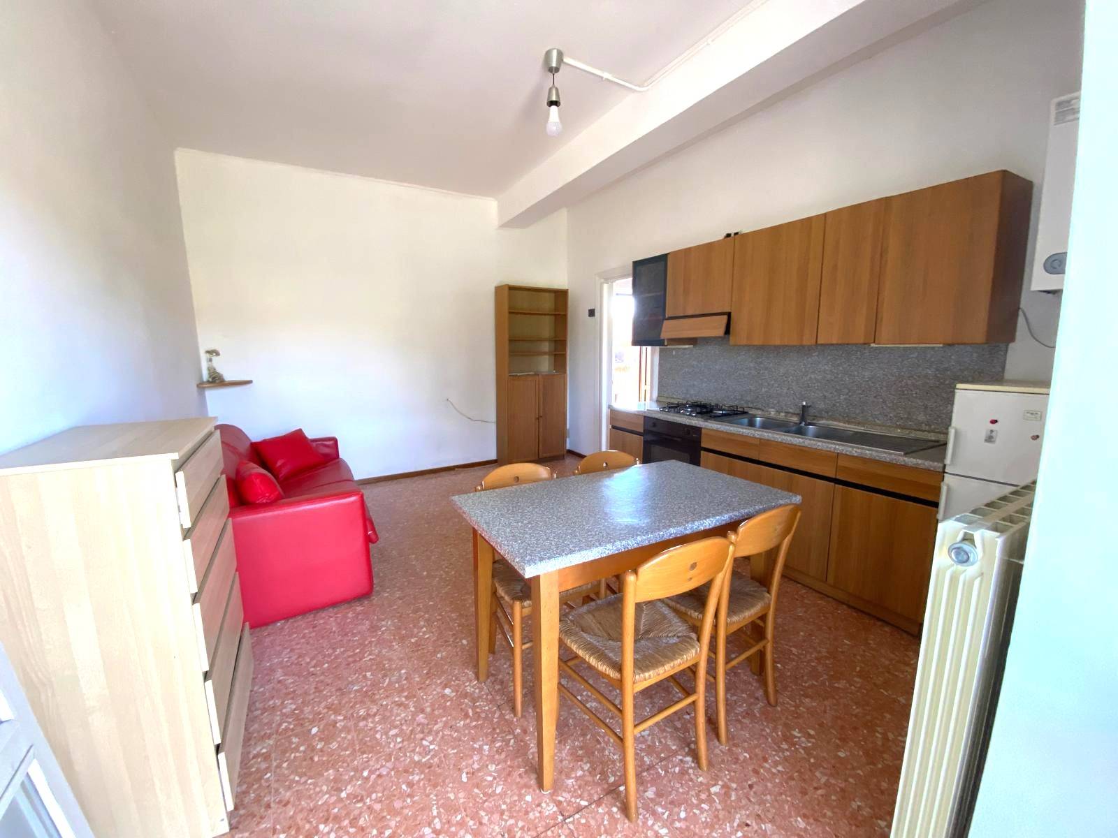 Appartamento in vendita a Camparada