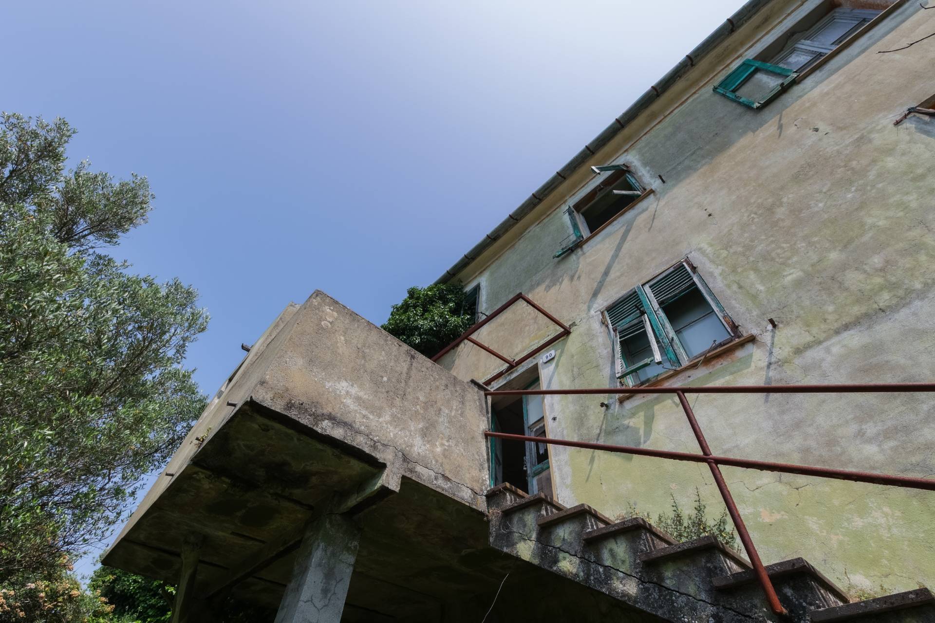 VILLA BIFAMILIARE in vendita a Cogorno