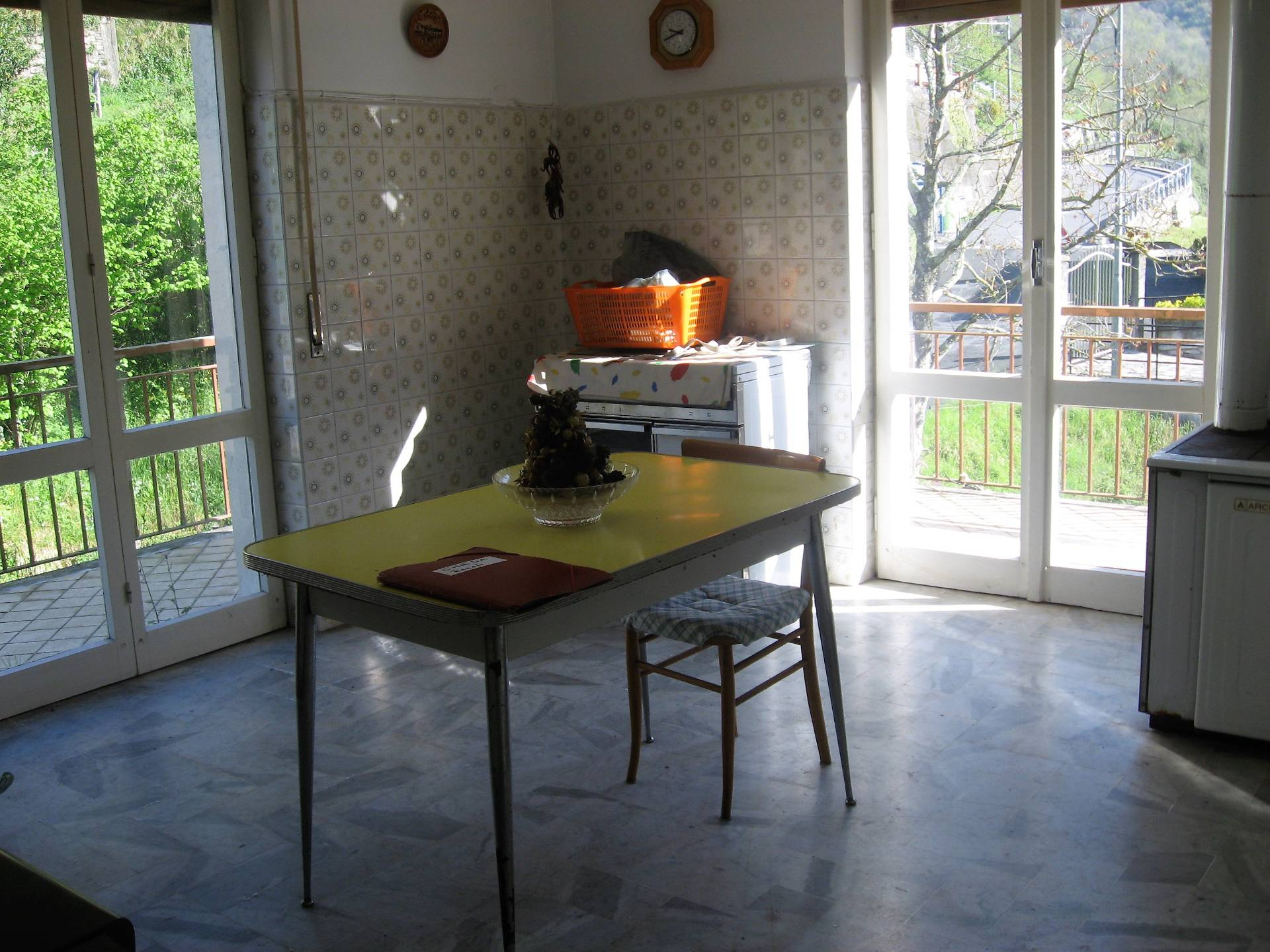 Appartamento in vendita a Mezzanego, Isola di Borgonovo