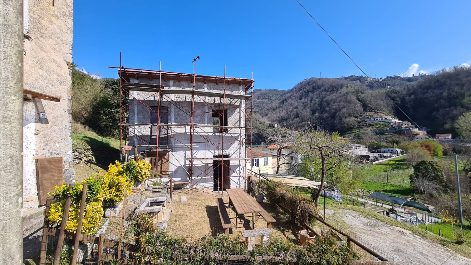 Rustico in vendita a San Colombano Certenoli