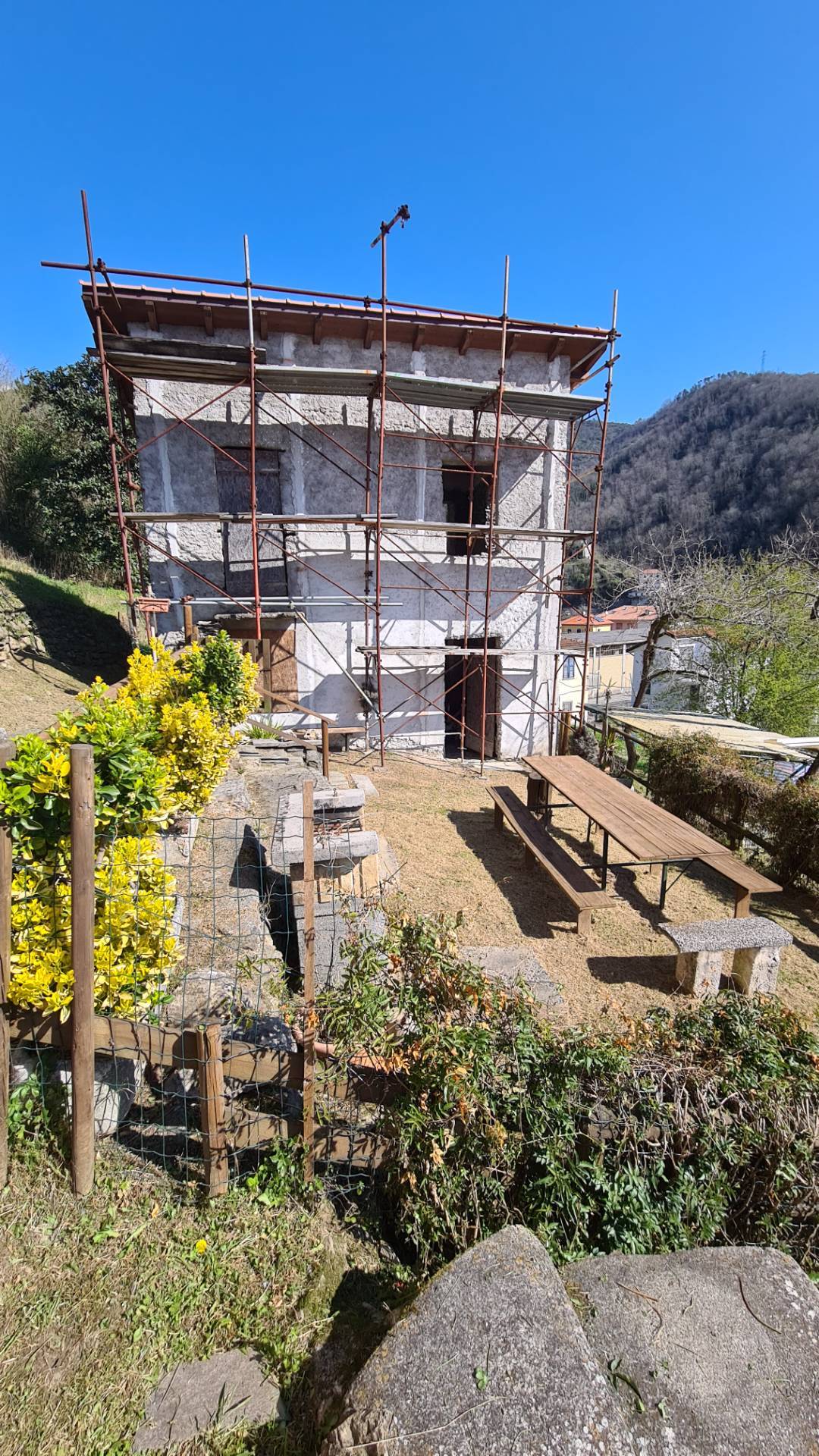 Rustico in vendita a San Colombano Certenoli