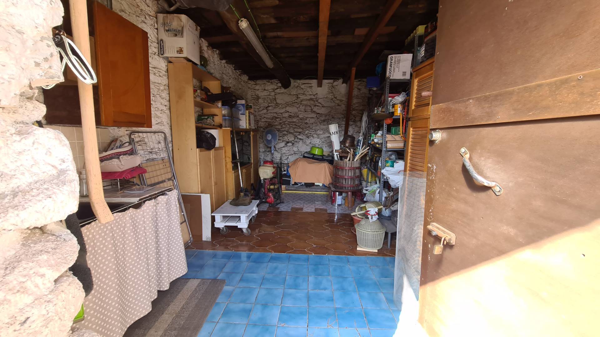 Rustico in vendita a San Colombano Certenoli