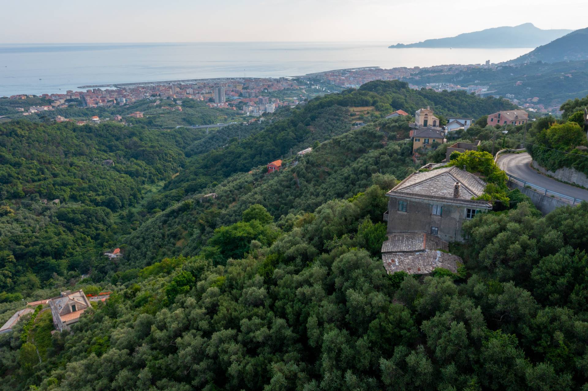VILLA BIFAMILIARE in vendita a Cogorno