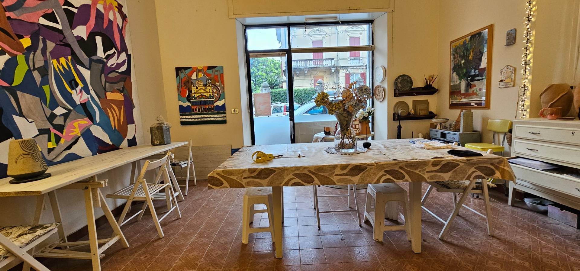 Locale commerciale in affitto a Chiavari