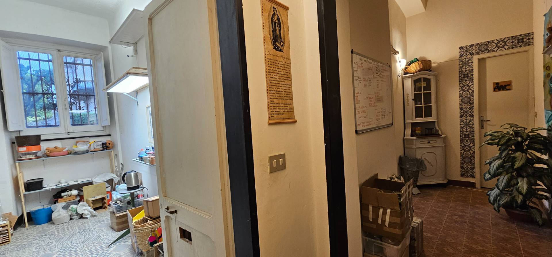 Locale commerciale in affitto a Chiavari