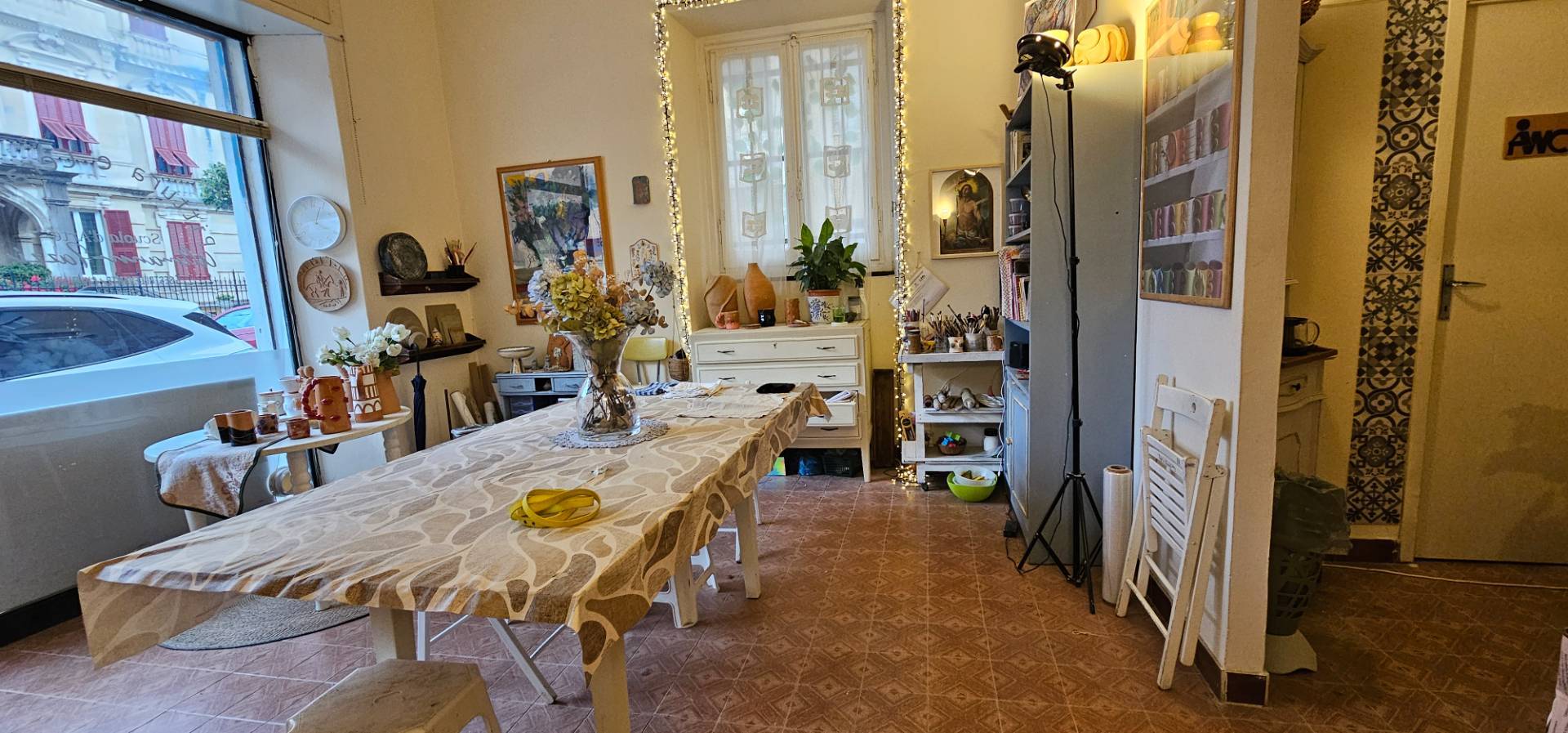 Locale commerciale in affitto a Chiavari