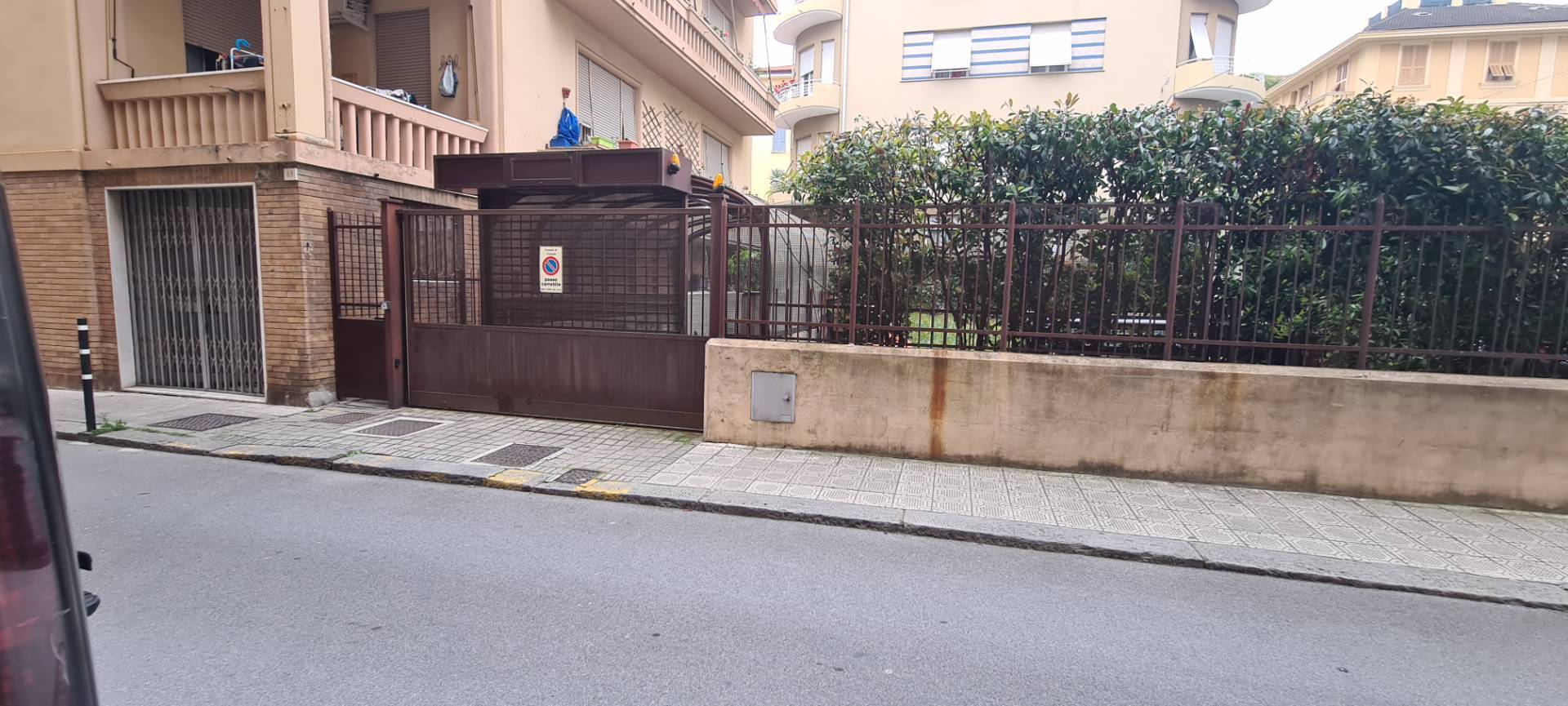 Box o garage in vendita a Chiavari