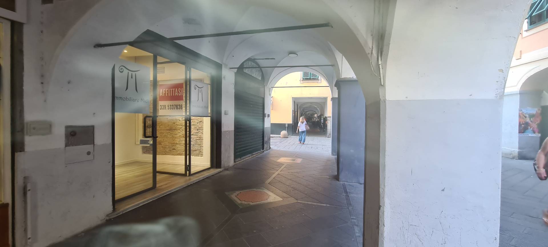 Locale commerciale in vendita a Chiavari
