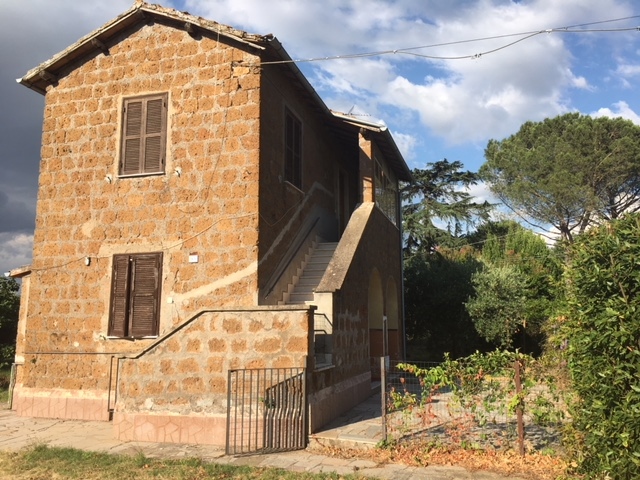 Rustico/Casale/Corte in vendita a Civita Castellana