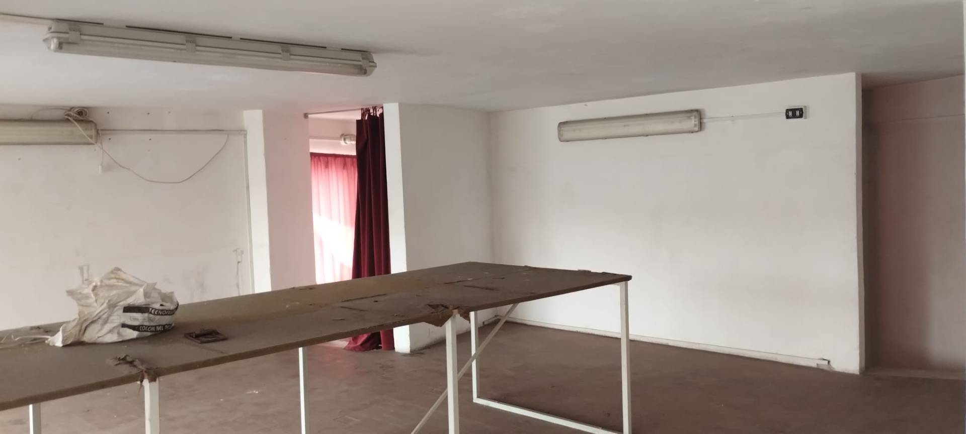 Locale commerciale in vendita a Roma, Prenestina