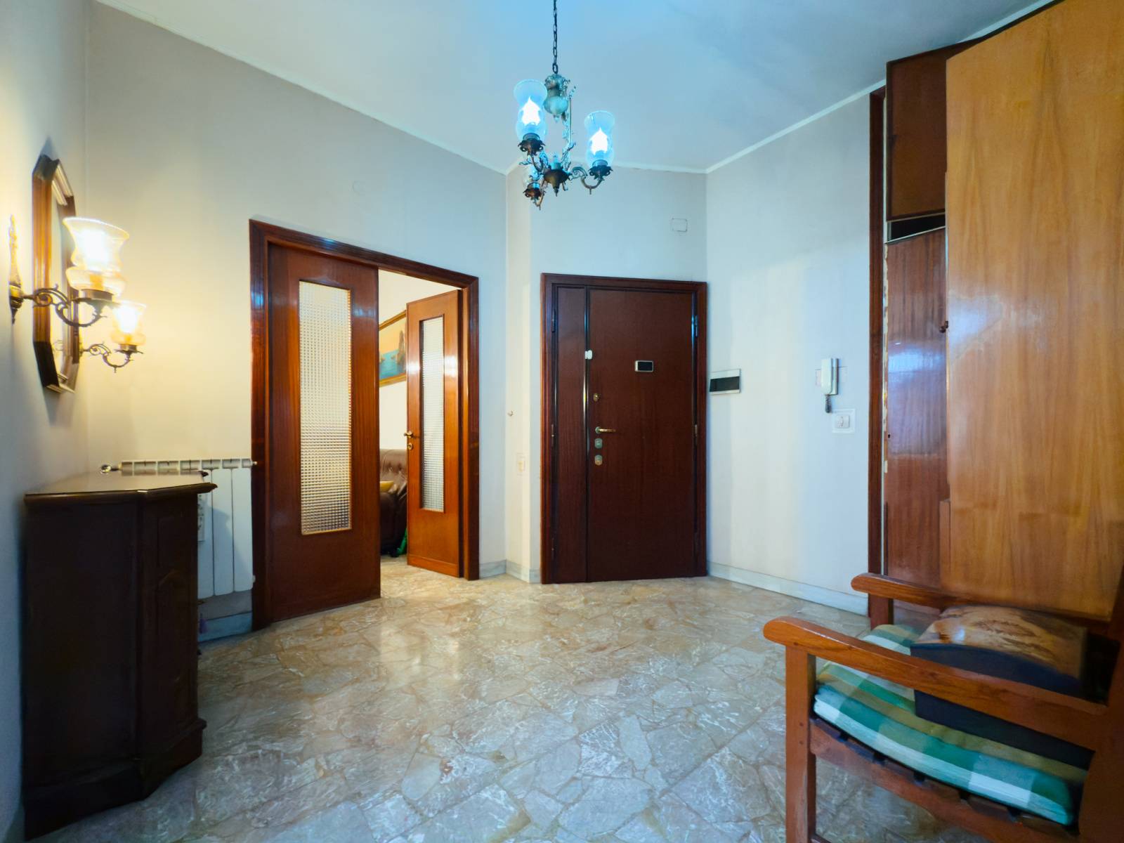 Appartamento in vendita a Roma, Bologna