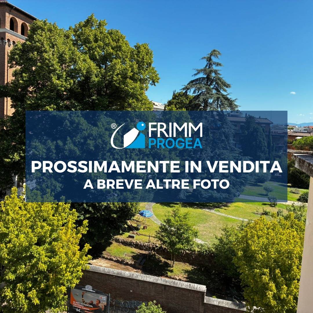 Appartamento in vendita a Roma, Bologna