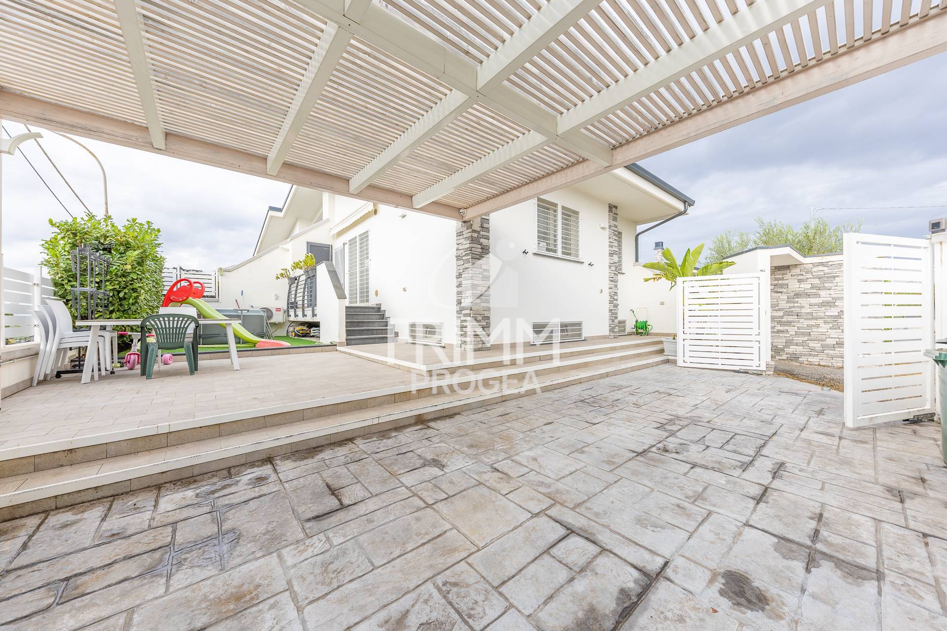 Villette a schiera in vendita a Guidonia Montecelio, Setteville