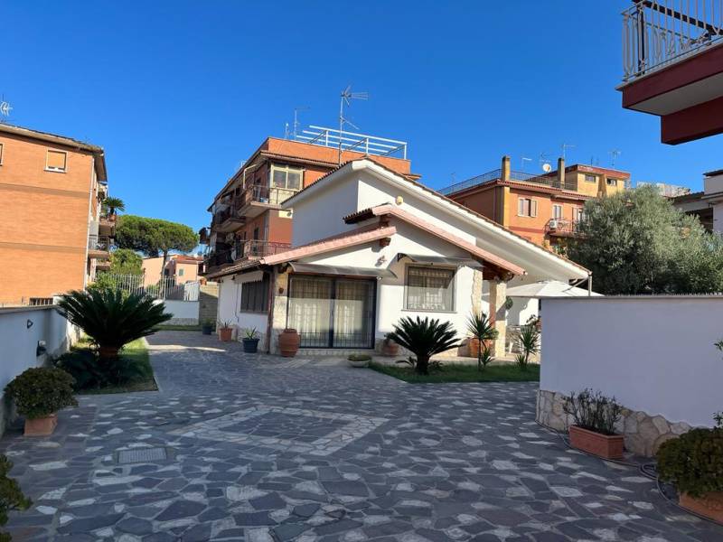 Villa in vendita a Roma, Acilia